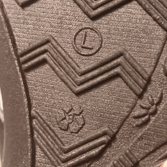 Okabashi women's black low wedge heel flip flops Made in USA sz L / 9.5 - 10.5 - Picture 9 of 11